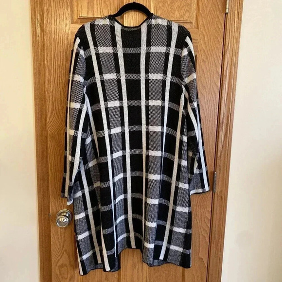 AGB Womens Black Plaid Long Sleeve Open Front Cardigan Sweater Size 2X - Picture 6 of 7